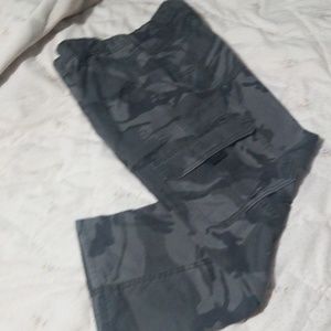 Wrangler camo cargo pants - husky